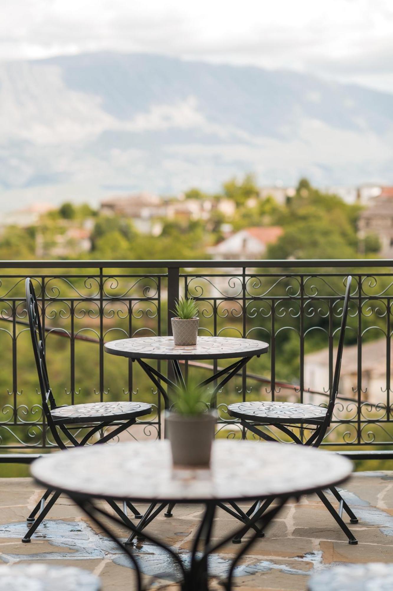 Dam Stone Boutique Hotel Gjirokastër Dış mekan fotoğraf