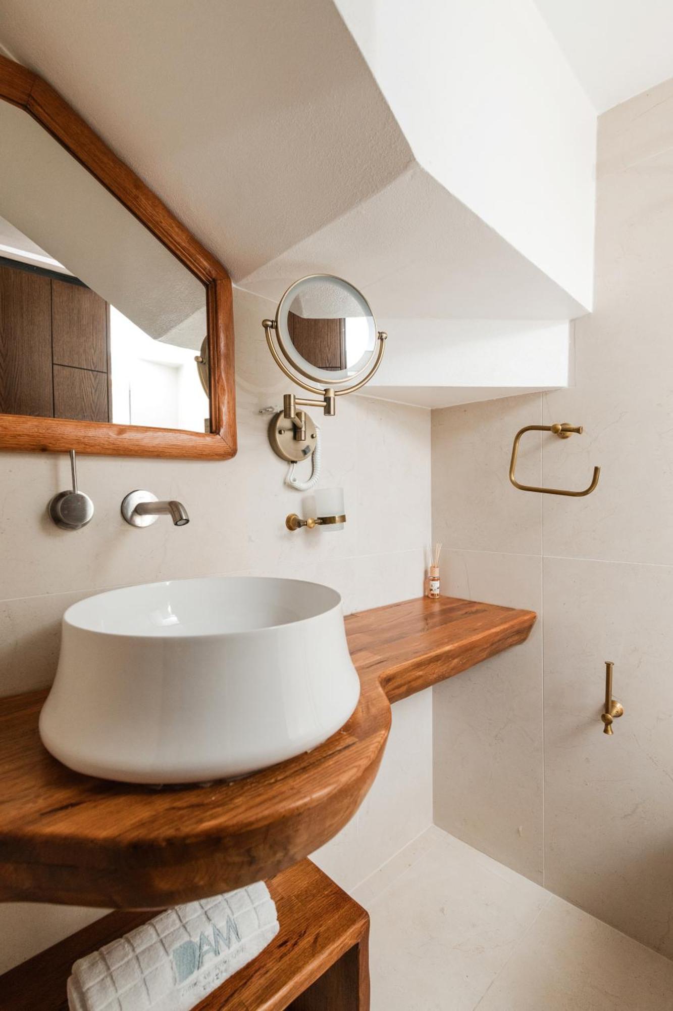 Dam Stone Boutique Hotel Gjirokastër Dış mekan fotoğraf