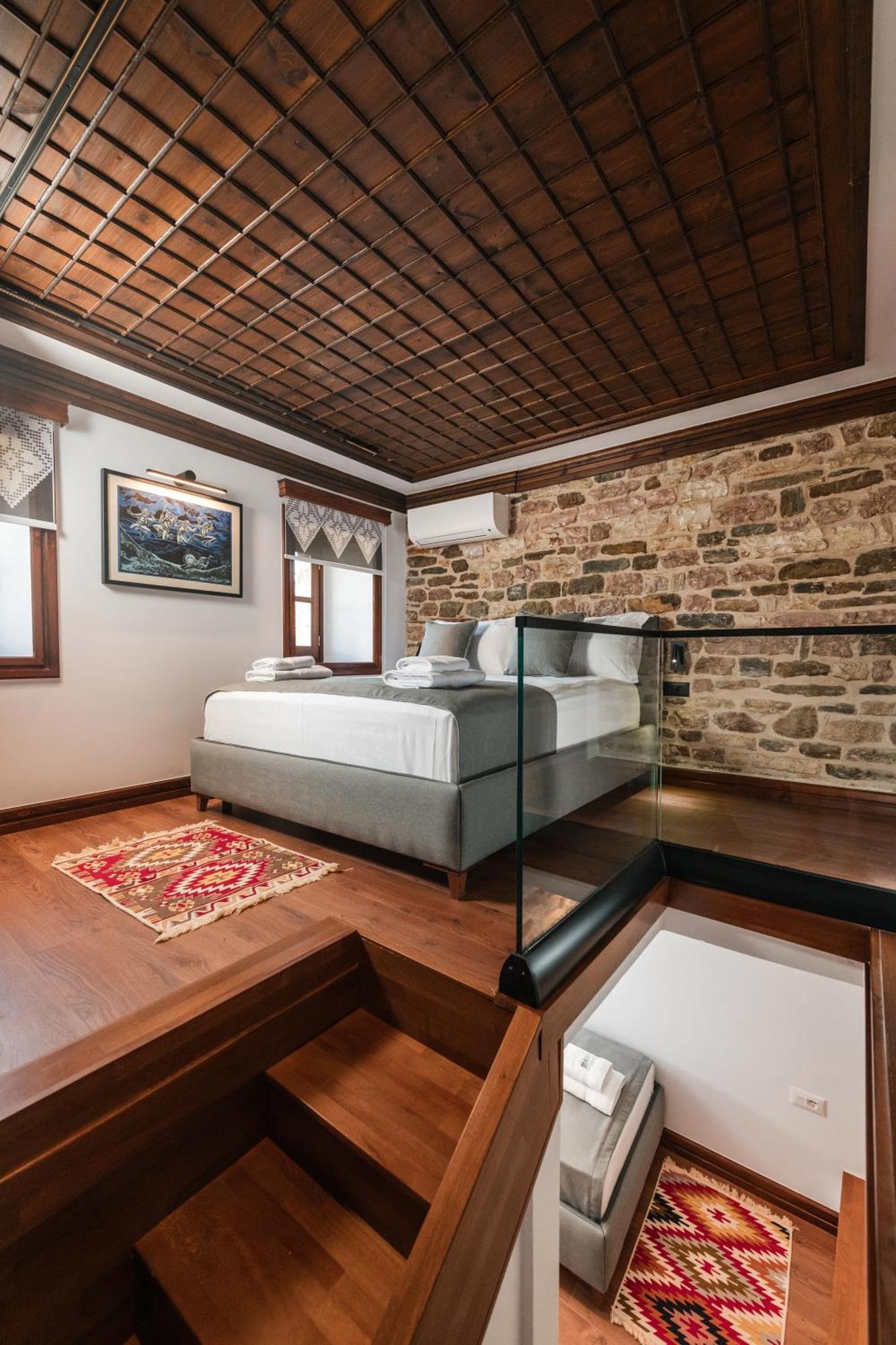 Dam Stone Boutique Hotel Gjirokastër Dış mekan fotoğraf