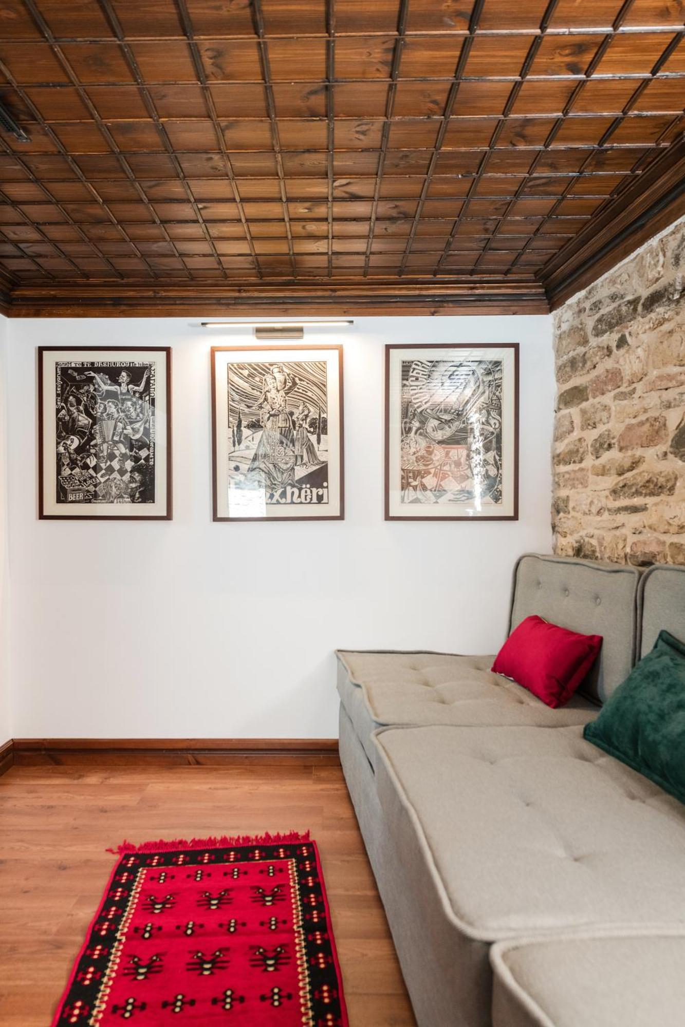 Dam Stone Boutique Hotel Gjirokastër Dış mekan fotoğraf